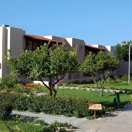 Ilios K Village Apartmanhotel 4*